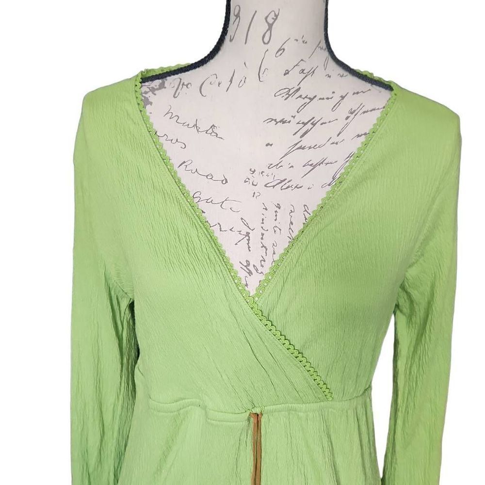 Faded Glory Stretch Ladies Size Medium Lime Green V-Neck Wrap Long Sleeve Top - Picture 3 of 7